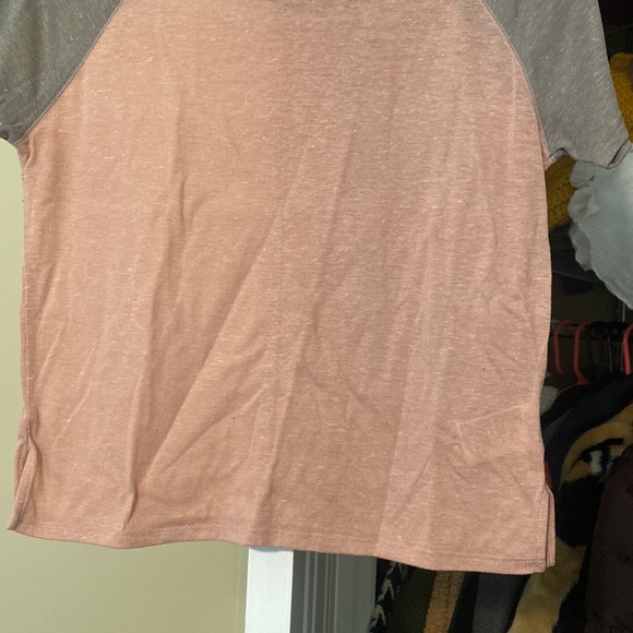 Urban outfitters pink and gray tee - Picture 3 of 3
